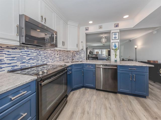 220 SANTA MARIA STREET 240, Venice, FL 34285