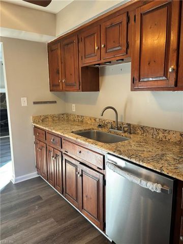 4825 Bay Winds CT, Virginia Beach, VA 23455