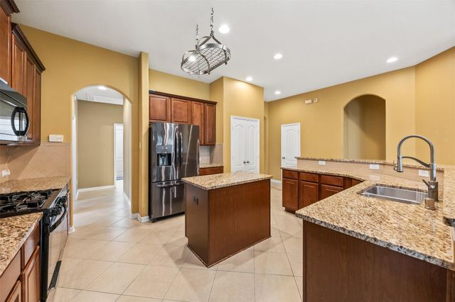 4902 Beech Fern Drive, Richmond, TX 77407