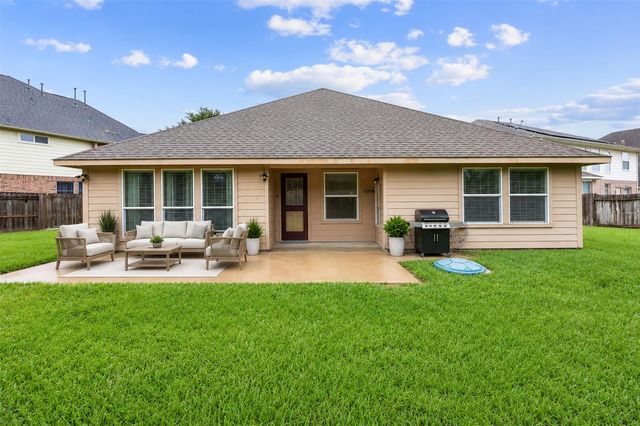 4902 Beech Fern Drive, Richmond, TX 77407
