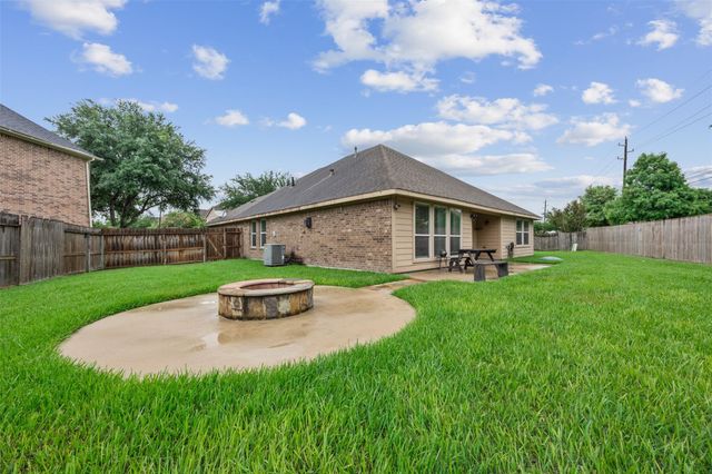4902 Beech Fern Drive, Richmond, TX 77407
