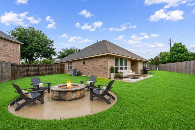 4902 Beech Fern Drive, Richmond, TX 77407