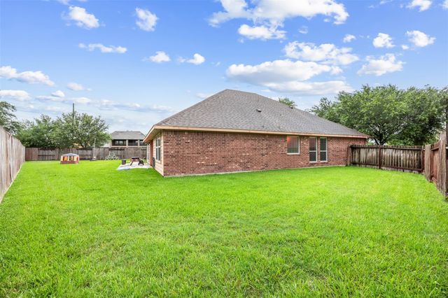 4902 Beech Fern Drive, Richmond, TX 77407