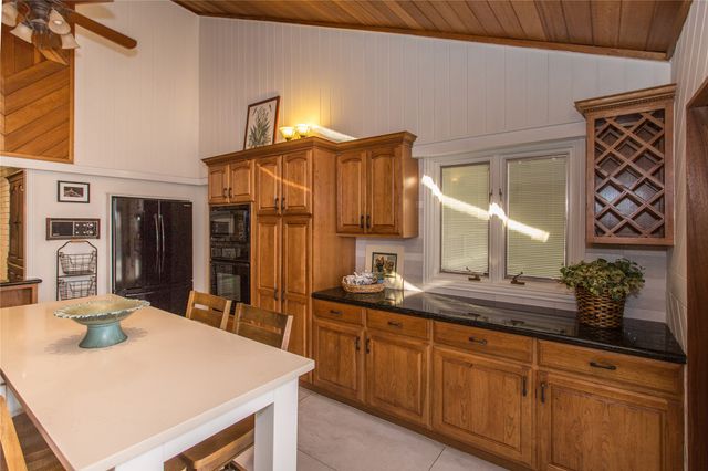 5805 Havenwood Court, Fort Worth, TX 76112