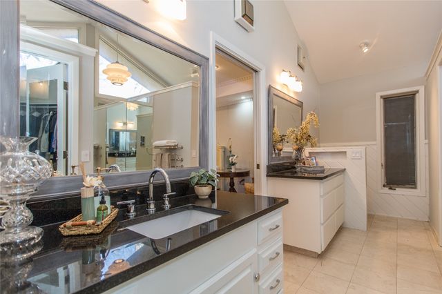 5805 Havenwood Court, Fort Worth, TX 76112