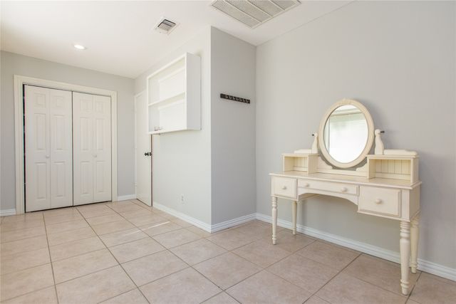 5805 Havenwood Court, Fort Worth, TX 76112