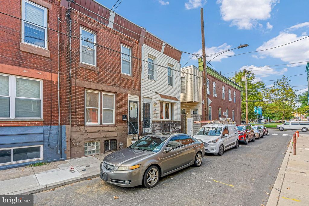 2410 S REESE ST, PHILADELPHIA, PA 19148 — photo 2