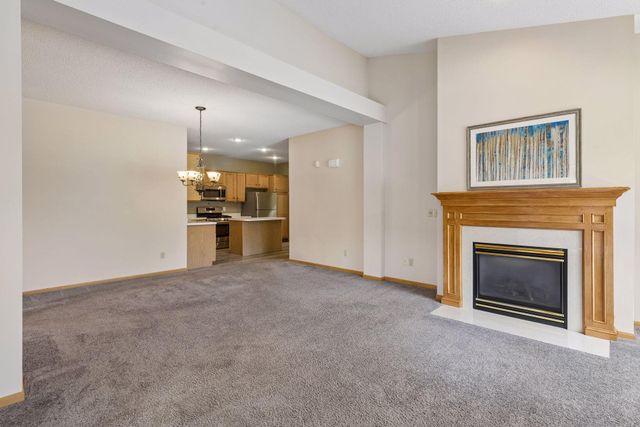 17607 38th Avenue N, Plymouth, MN 55446