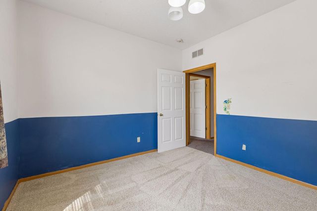 17607 38th Avenue N, Plymouth, MN 55446