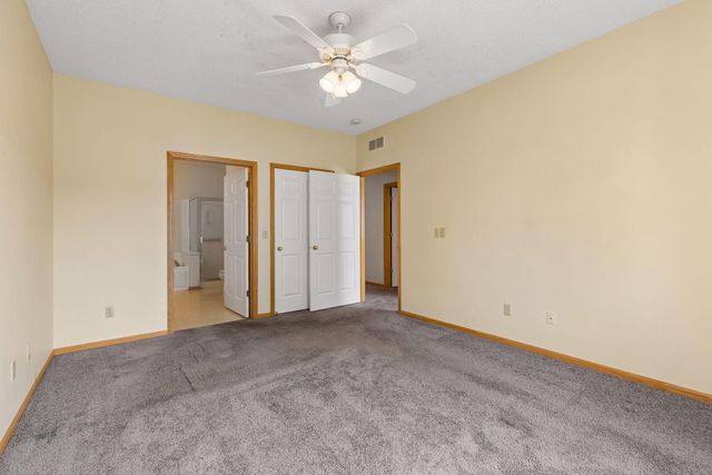 17607 38th Avenue N, Plymouth, MN 55446