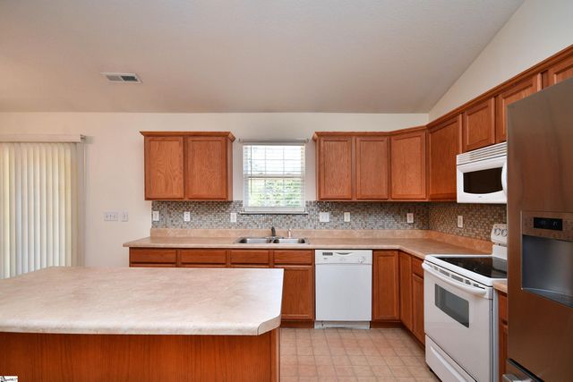 7 Birchbriar Way, Greenville, SC 29605