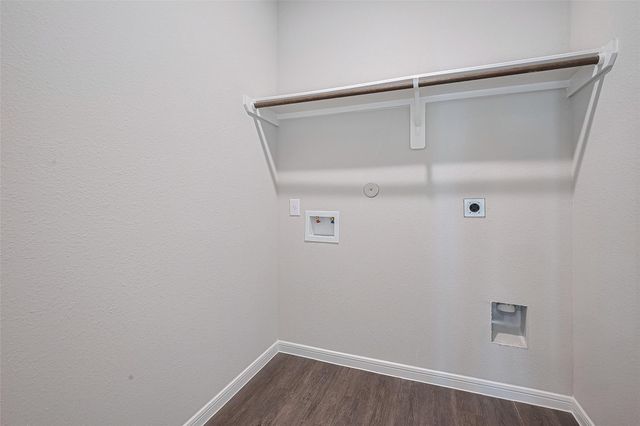 218 Emerald Thicket Lane, Huffman, TX 77336