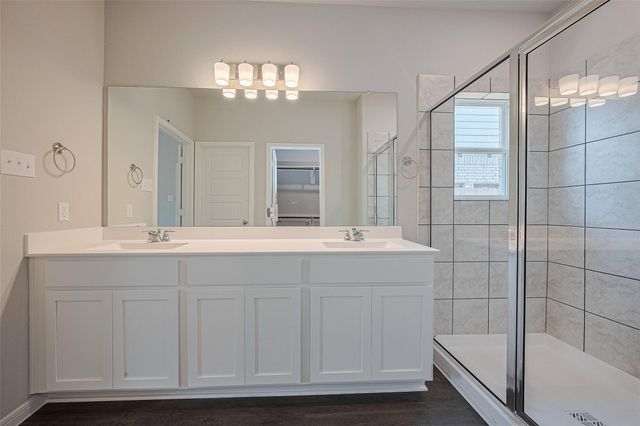 218 Emerald Thicket Lane, Huffman, TX 77336