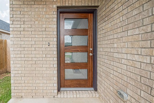 218 Emerald Thicket Lane, Huffman, TX 77336