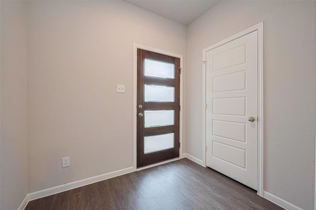 218 Emerald Thicket Lane, Huffman, TX 77336