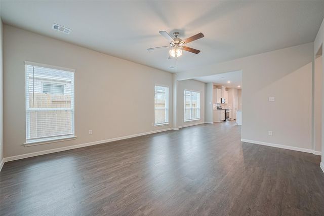 218 Emerald Thicket Lane, Huffman, TX 77336