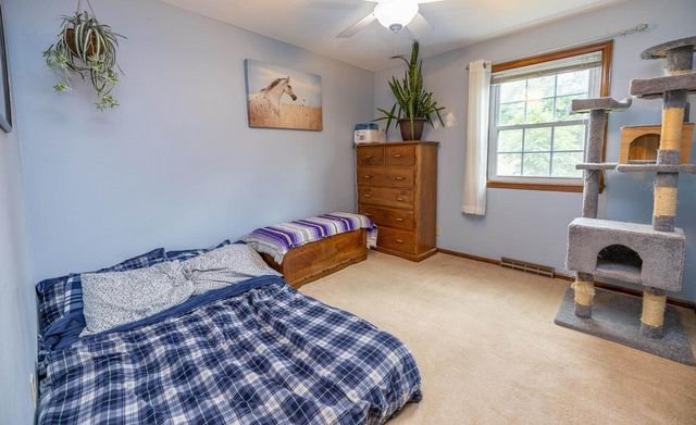 4211 Wilshire Lane, Janesville, WI 53546