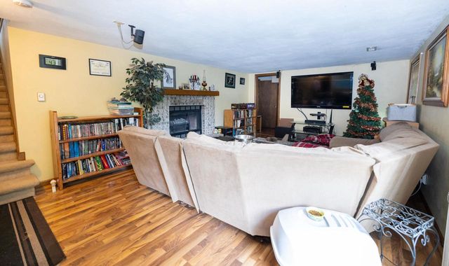 4211 Wilshire Lane, Janesville, WI 53546