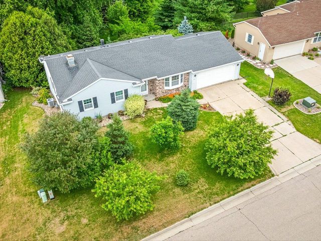 4211 Wilshire Lane, Janesville, WI 53546