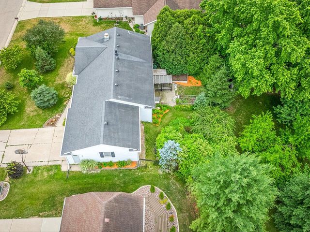 4211 Wilshire Lane, Janesville, WI 53546