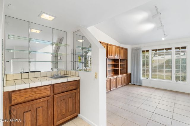 2501 E MONTEBELLO Avenue, Phoenix, AZ 85016