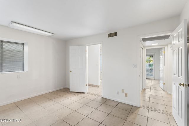 2501 E MONTEBELLO Avenue, Phoenix, AZ 85016