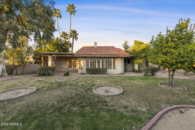 2501 E MONTEBELLO Avenue, Phoenix, AZ 85016