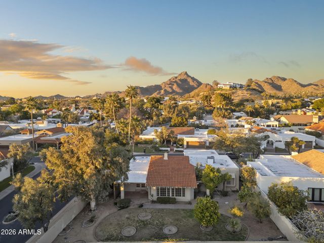 2501 E MONTEBELLO Avenue, Phoenix, AZ 85016