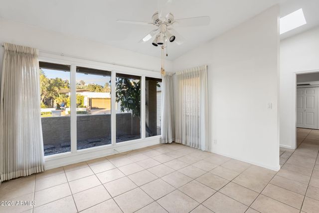 2501 E MONTEBELLO Avenue, Phoenix, AZ 85016