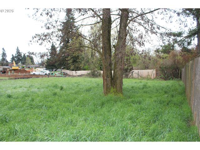 152 RANDALL St, Oregon City, OR 97045