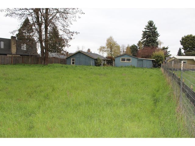 152 RANDALL St, Oregon City, OR 97045