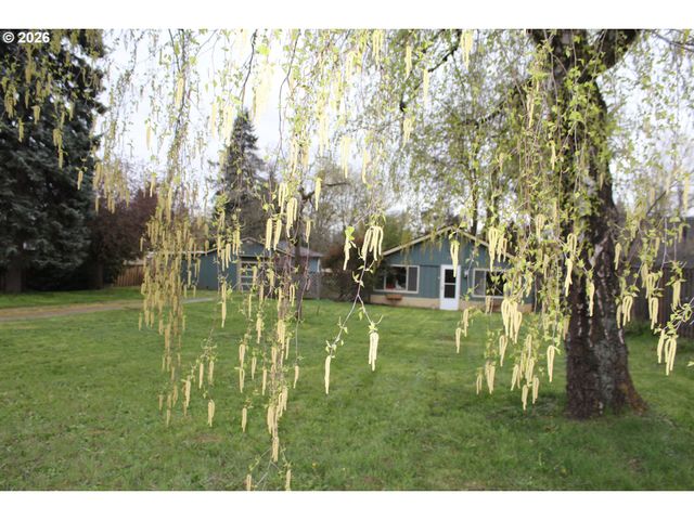 152 RANDALL St, Oregon City, OR 97045