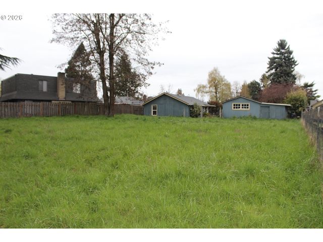 152 RANDALL St, Oregon City, OR 97045