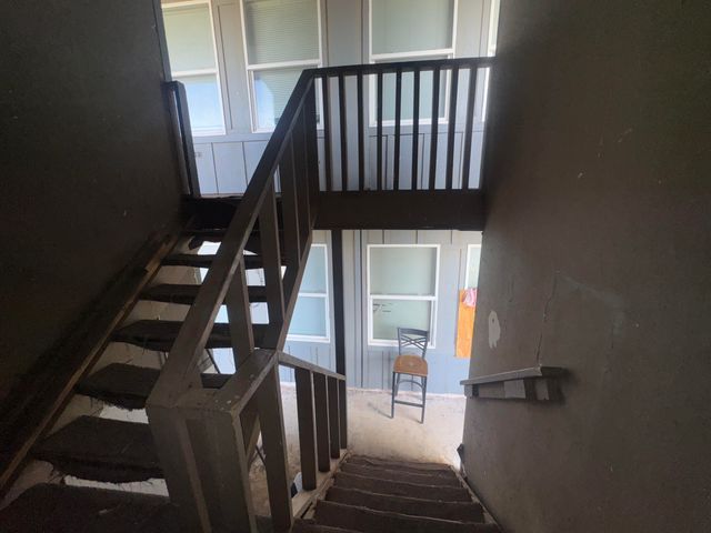 101 Pecos Place, Plainview, TX 79072