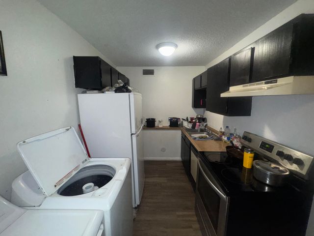 101 Pecos Place, Plainview, TX 79072