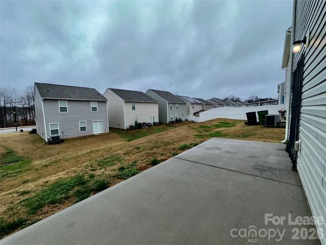 8128 Derby Woods Lane, Charlotte, NC 28214