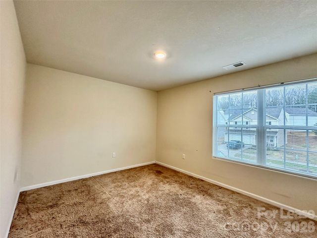 8128 Derby Woods Lane, Charlotte, NC 28214