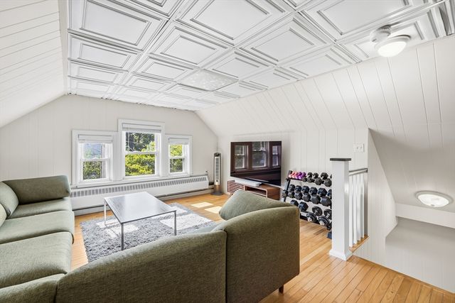 160 White St 2, Belmont, MA 02478