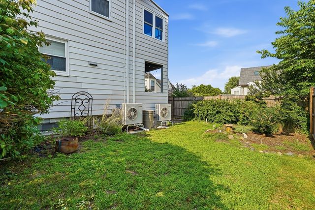160 White St 2, Belmont, MA 02478