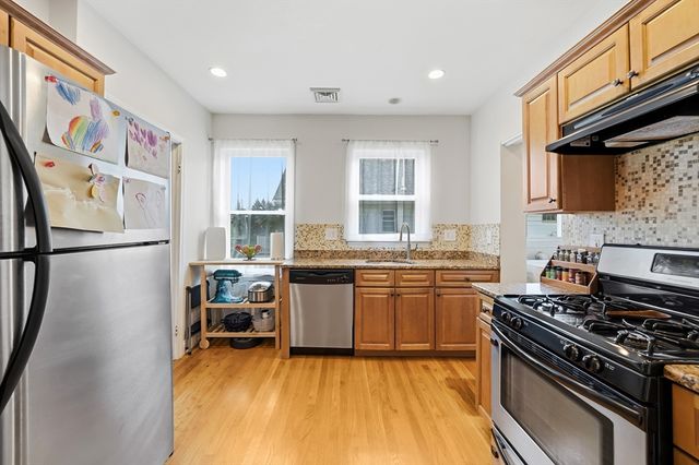 160 White St 2, Belmont, MA 02478