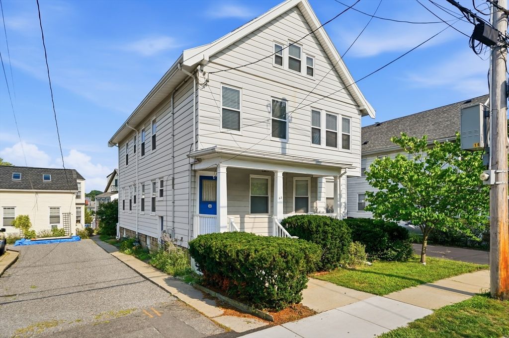 160 White St 2, Belmont, MA 02478