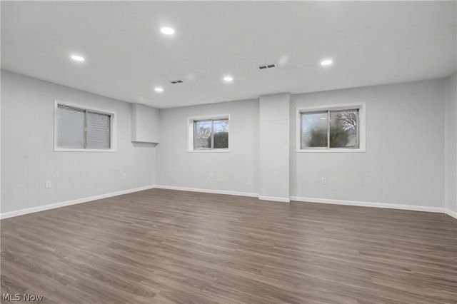 347 Beeler Drive, Berea, OH 44017