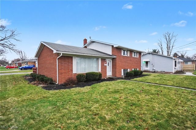 347 Beeler Drive, Berea, OH 44017