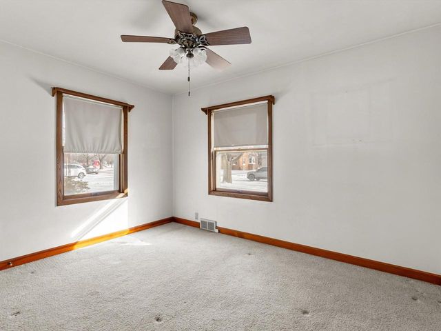 1128 N 17th STREET, Manitowoc, WI 54220