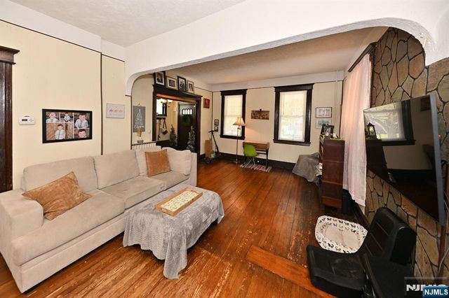 84 Union Place, Ridgefield Park, NJ 07660