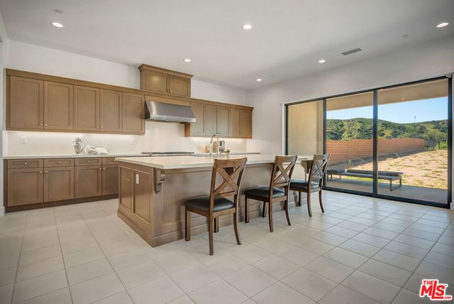 11865 Red Hawk Lane, Porter Ranch, CA 91326