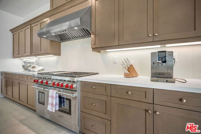 11865 Red Hawk Lane, Porter Ranch, CA 91326