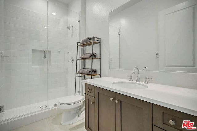 11865 Red Hawk Lane, Porter Ranch, CA 91326