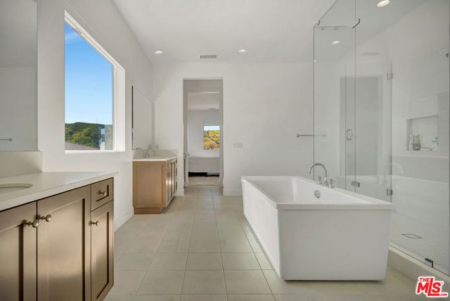 11865 Red Hawk Lane, Porter Ranch, CA 91326