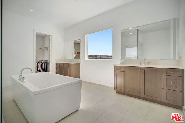 11865 Red Hawk Lane, Porter Ranch, CA 91326